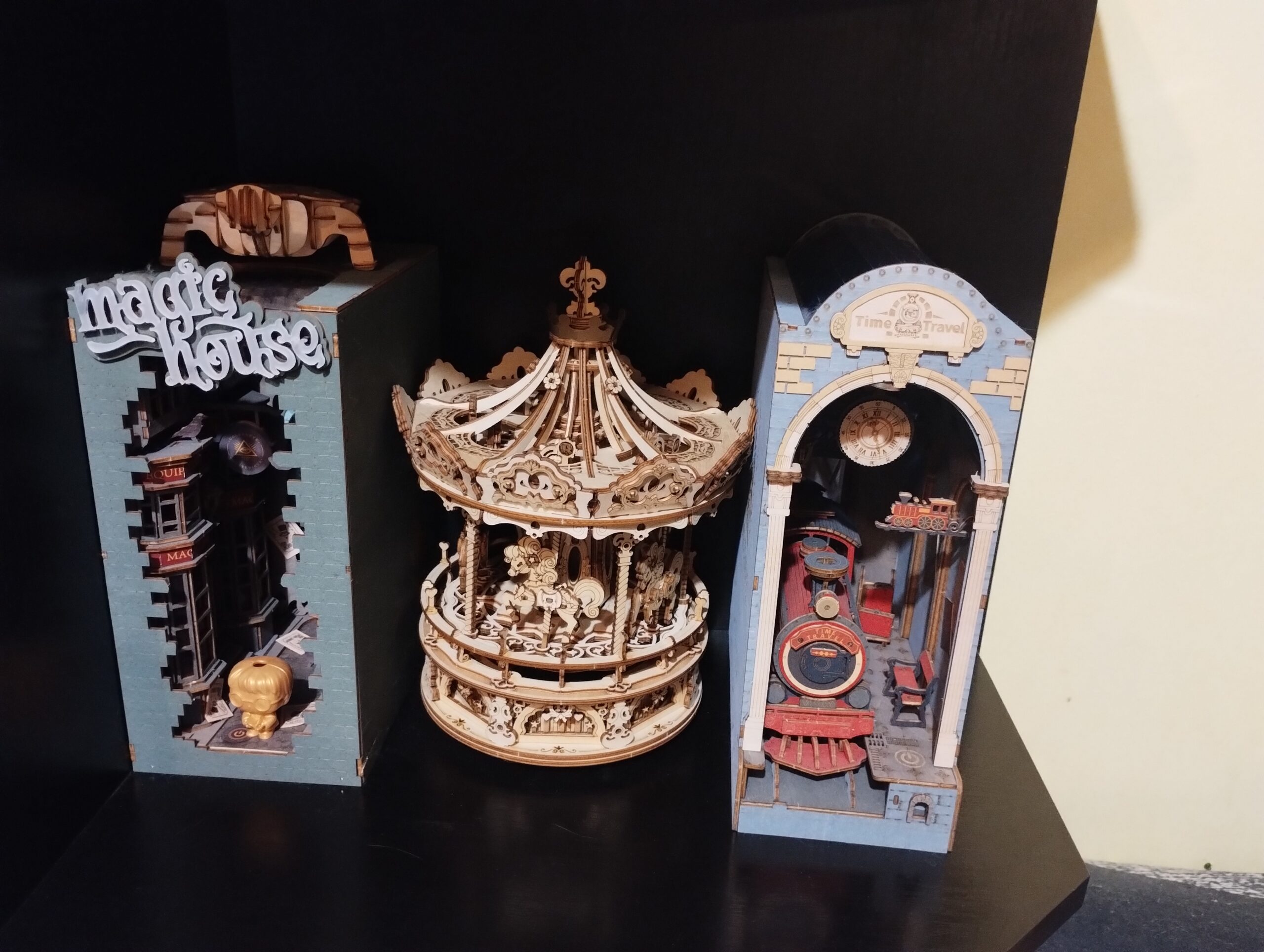 Carusel Vintage Cutiuta Muzicala - Puzzle 3D Mecanic din Lemn - 336 Piese - ROKR AMK62 photo review